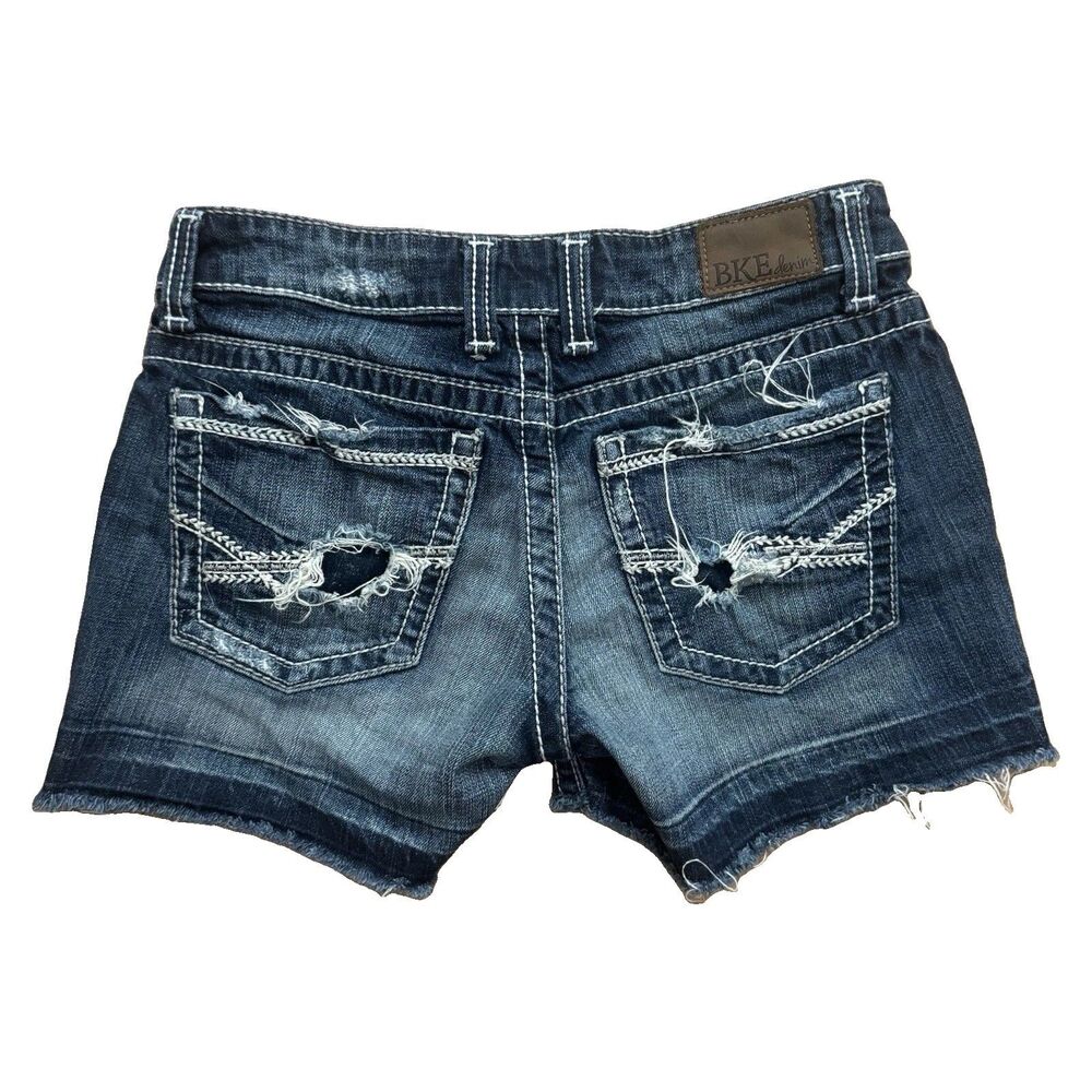 BKE Buckle Culture Denim Shorts 26 Waist 30” Low Rise Embroidered Distressed Y2K